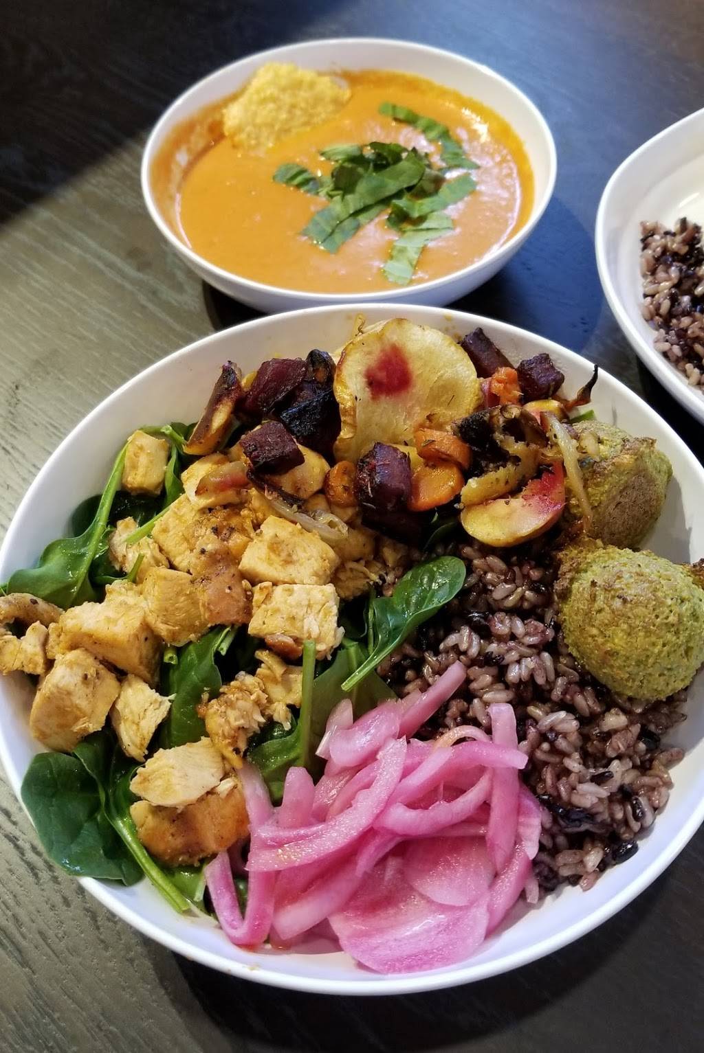 CoreLife Eatery | restaurant | 2512 N Prospect Ave, Champaign, IL 61822, USA | 2176936993 OR +1 217-693-6993