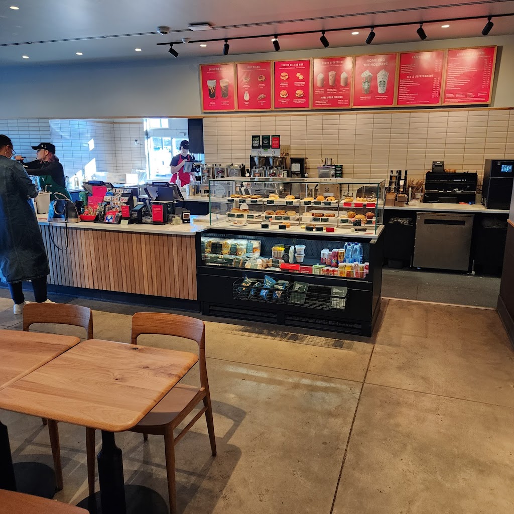 Starbucks | cafe | 14561 Hwy 231 - 431 N, Hazel Green, AL 35750, USA | 2566932512 OR +1 256-693-2512