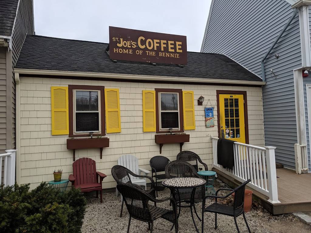 St. Joes Coffee | cafe | 449 US-1 #104, York, ME 03909, USA | 2073614682 OR +1 207-361-4682