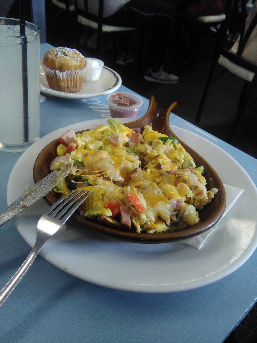 Old Town Cafe | cafe | 137 Main St, Seal Beach, CA 90740, USA | 5624304377 OR +1 562-430-4377