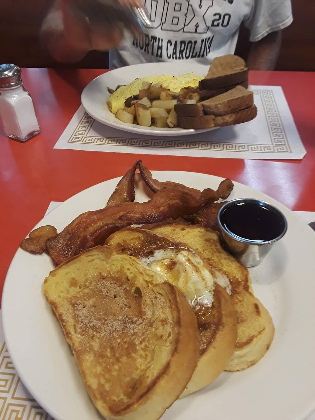 Hopewell Diner | restaurant | Claysville, PA 15323, USA | 7246634782 OR +1 724-663-4782