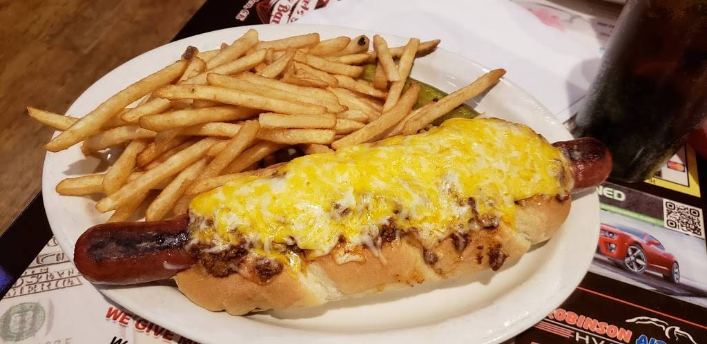 Mikes Sports Grille | restaurant | 517 E Gore Blvd, Lawton, OK 73501, USA | 5803573080 OR +1 580-357-3080