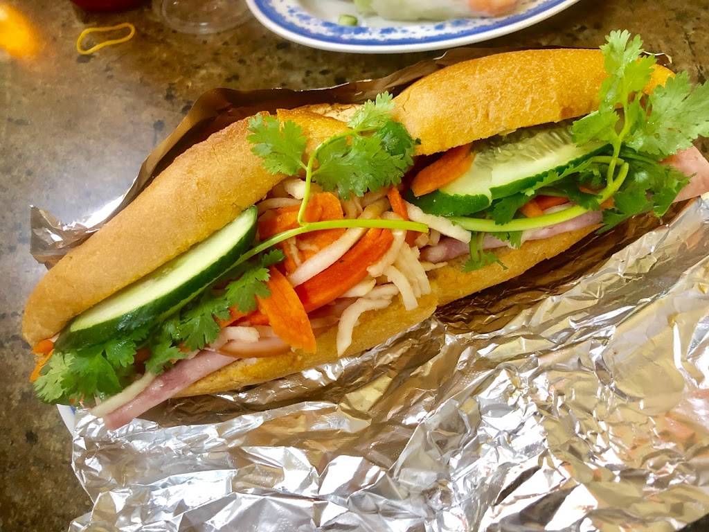 Saigon Noodle House | restaurant | 1020 Keolu Dr, Kailua, HI 96734, USA | 8082612466 OR +1 808-261-2466