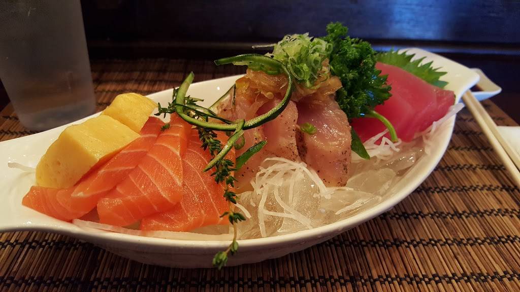 Samurai Sushi | restaurant | 14464 7th St, Victorville, CA 92395, USA | 7608435858 OR +1 760-843-5858