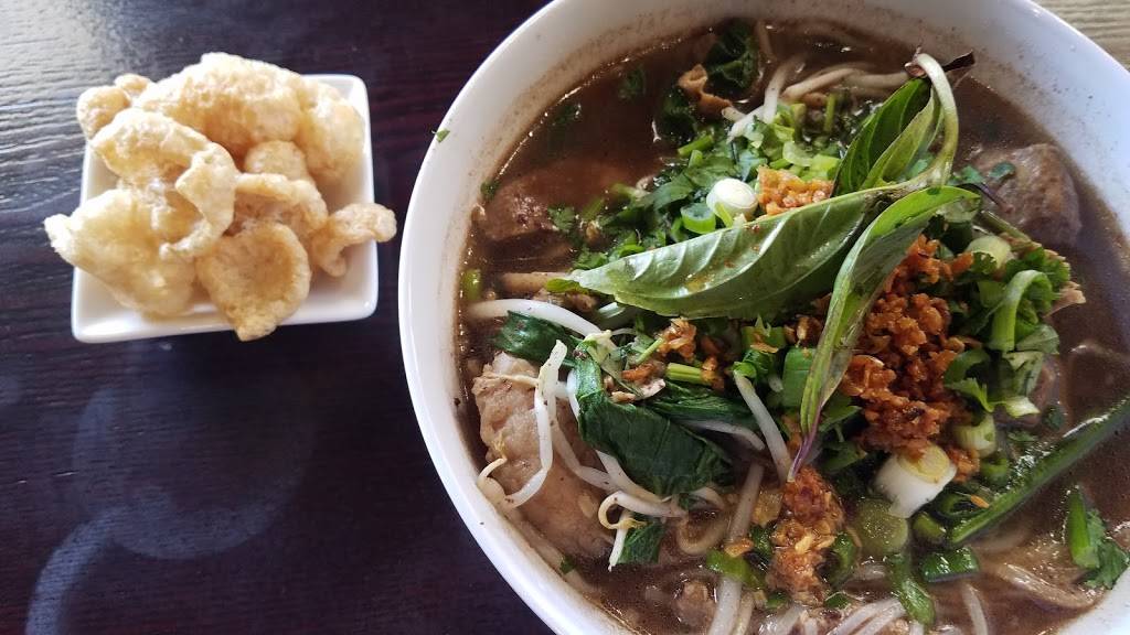 Green Papaya Sacramento | restaurant | 8785 Center Pkwy Unit B120, Sacramento, CA 95823, USA | 9166673703 OR +1 916-667-3703