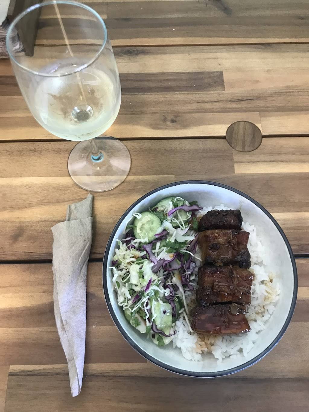 Lou’s Takeaway | restaurant | 621A Del Ganado Rd, San Rafael, CA 94903, USA | 4152267994 OR +1 415-226-7994