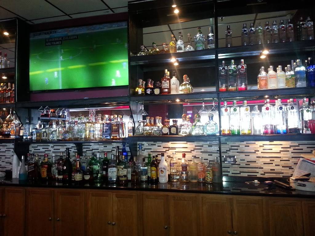 El Carbonero Restaurant | restaurant | e 20783, 1425 University Blvd E, Hyattsville, MD 20783, USA | 3014390138 OR +1 301-439-0138