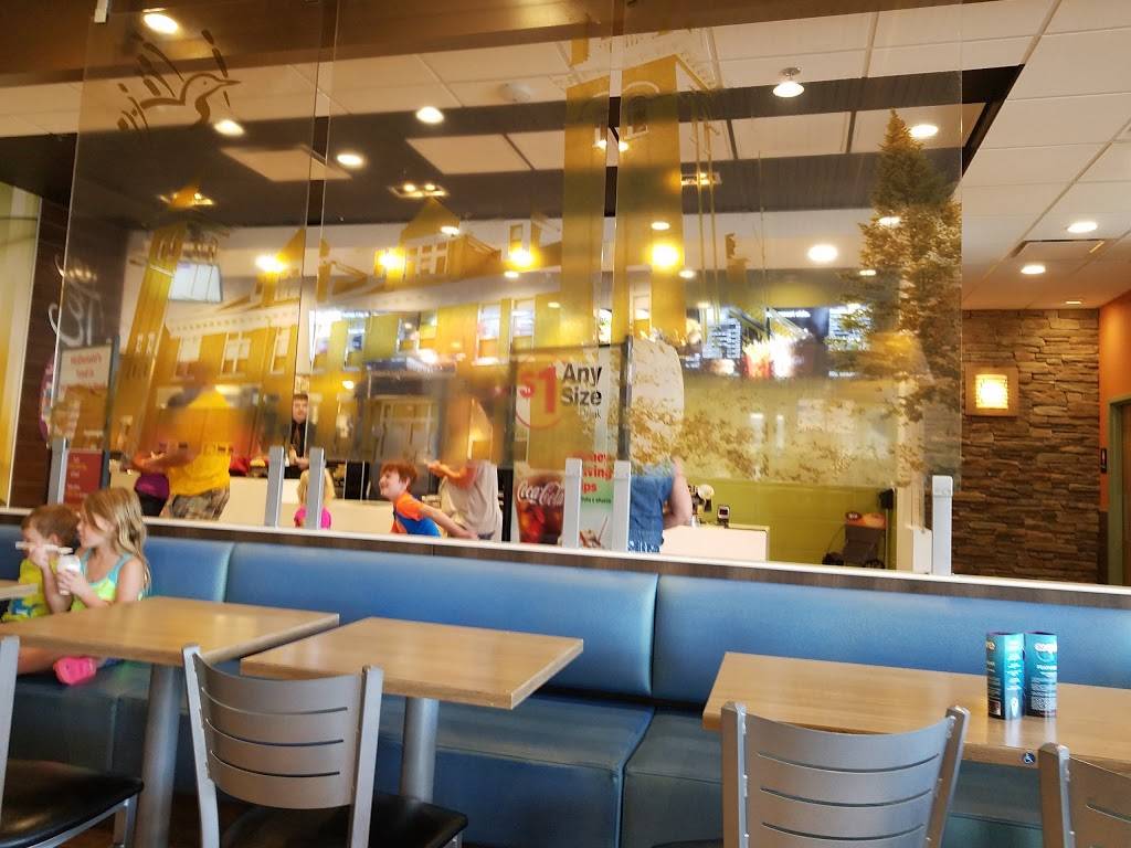 McDonalds | restaurant | 1101 N Central Ave, Marshfield, WI 54449, USA | 7153874785 OR +1 715-387-4785