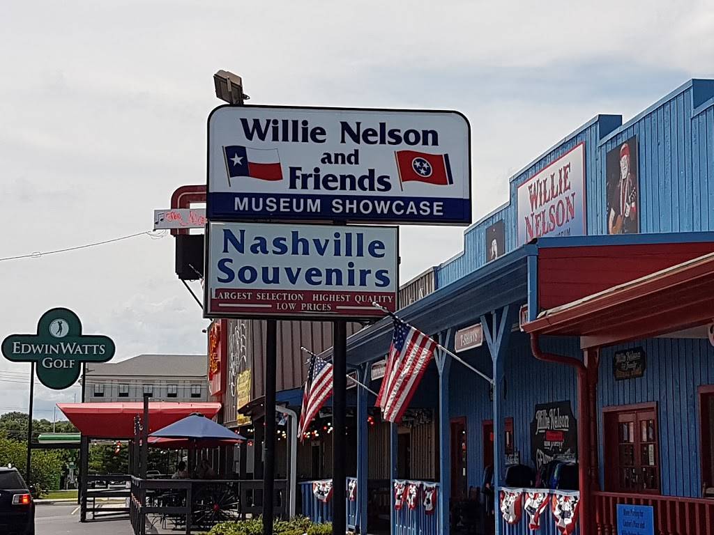 The Nashville Palace | restaurant | 2611 McGavock Pk, Nashville, TN 37214, USA | 6158891541 OR +1 615-889-1541