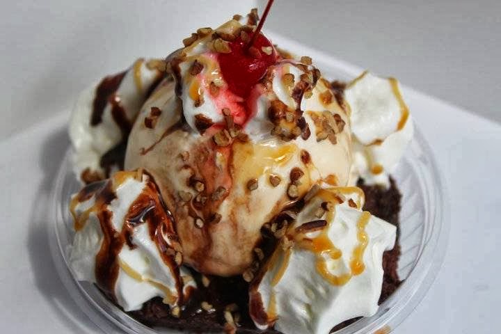 FDs Famous Burgers & Chicago-Style Wings | restaurant | 2119 Thompson Rd, Richmond, TX 77469, USA | 2819935251 OR +1 281-993-5251