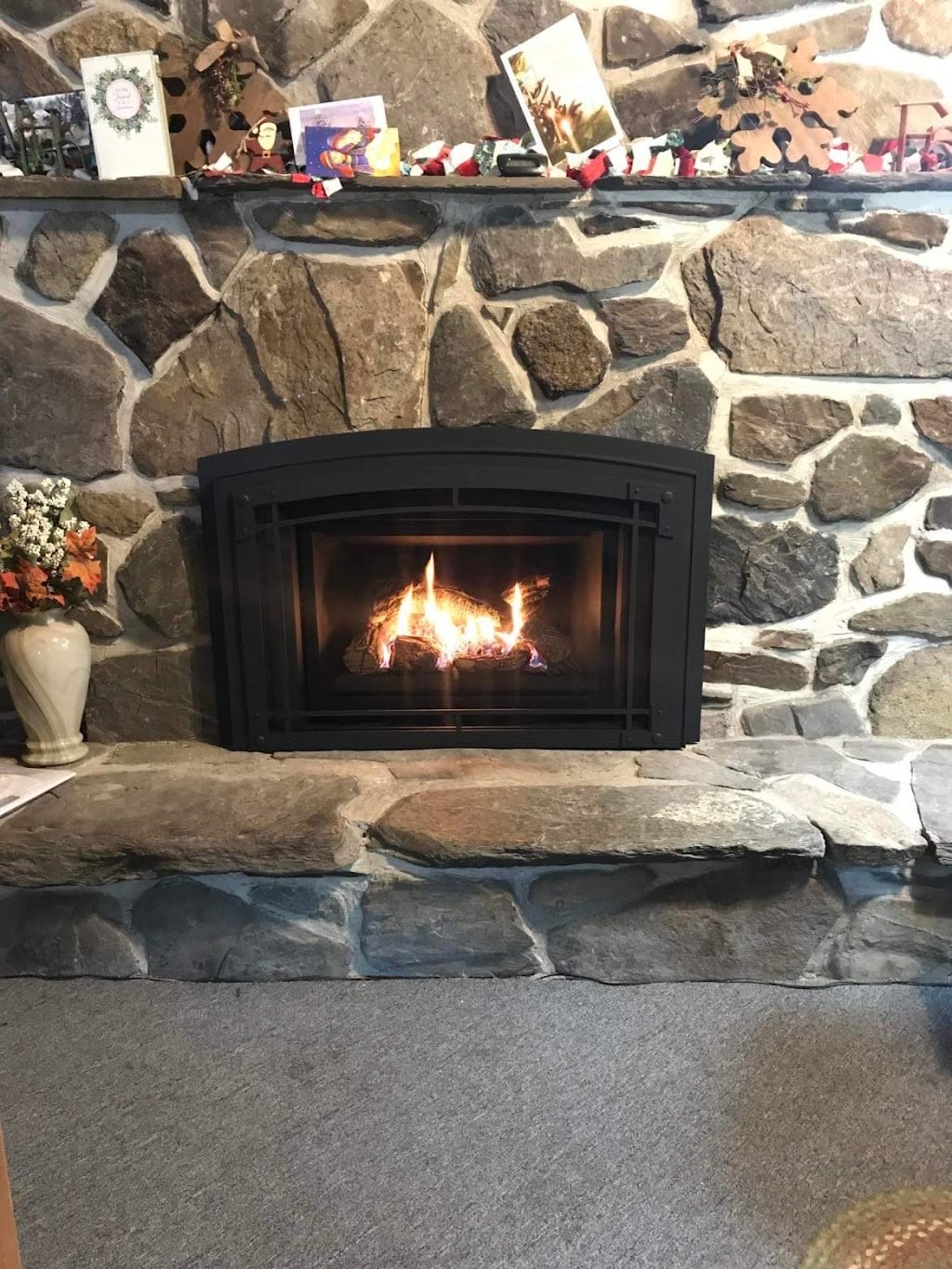 The Heating Lodge | restaurant | 366 Griffin Rd, Bangor, ME 04401, USA | 2079477072 OR +1 207-947-7072