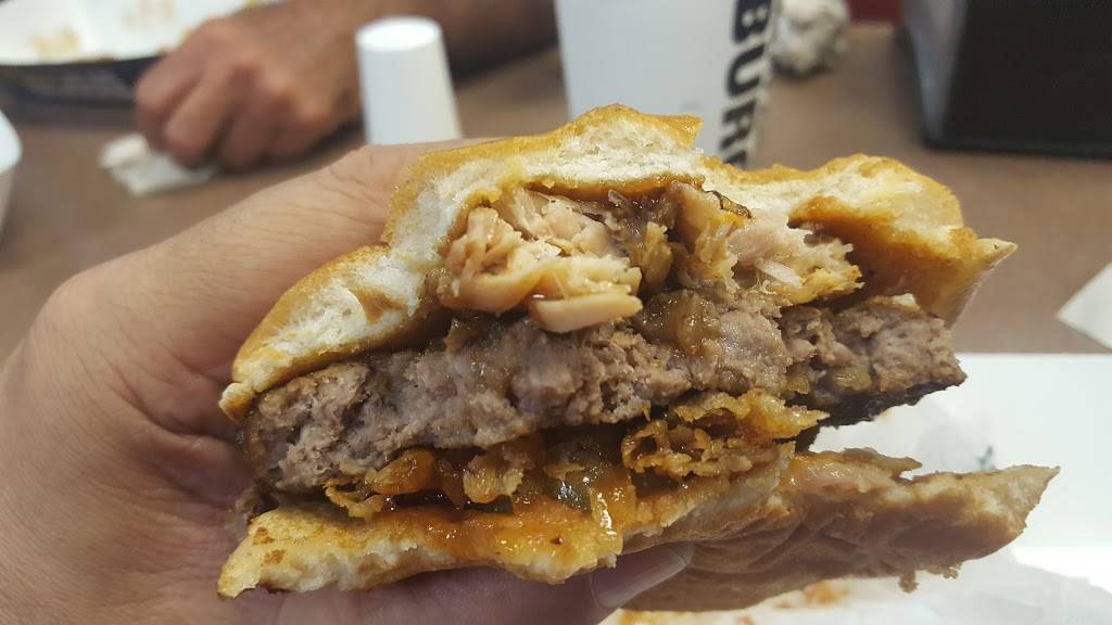 Hardees | restaurant | 3992 S Babcock St, Melbourne, FL 32901, USA | 3216764740 OR +1 321-676-4740