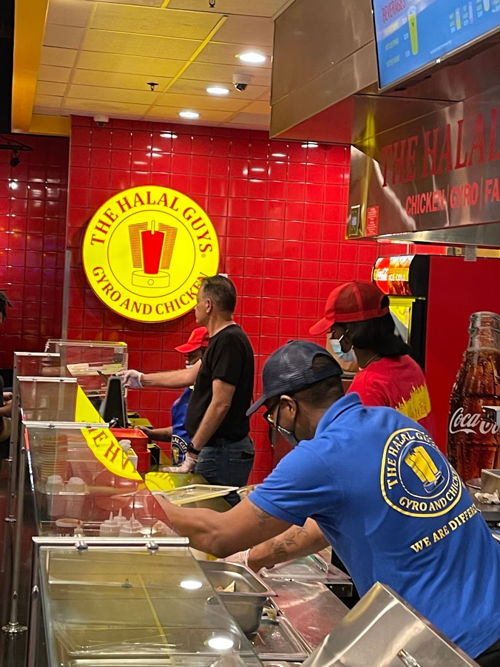 The Halal Guys | restaurant | 110 Edison Pl, Newark, NJ 07102, USA | 6093097070 OR +1 609-309-7070