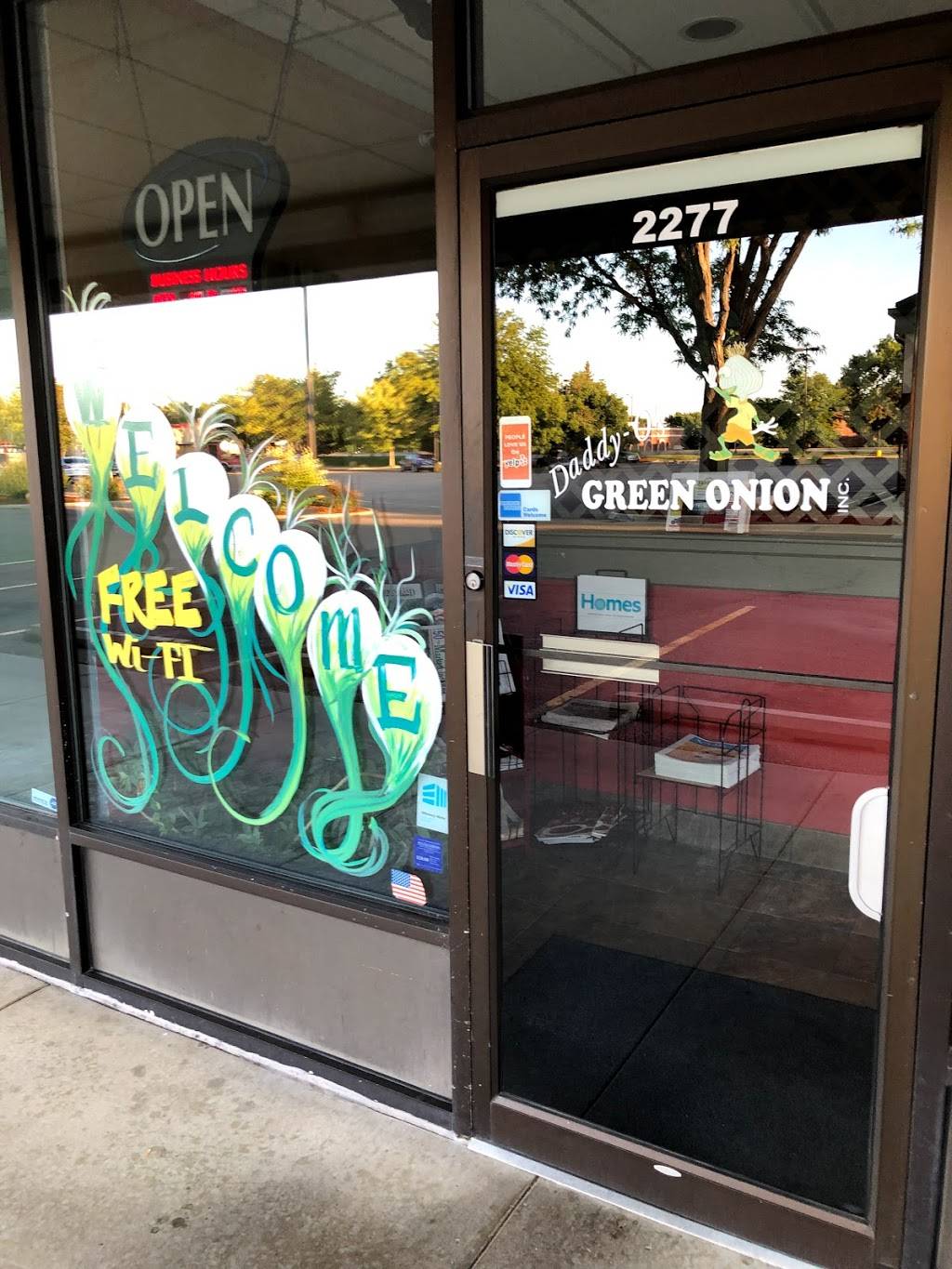 Daddy Os Green Onion | cafe | 2277 W Eisenhower Blvd, Loveland, CO 80537, USA | 9706350001 OR +1 970-635-0001