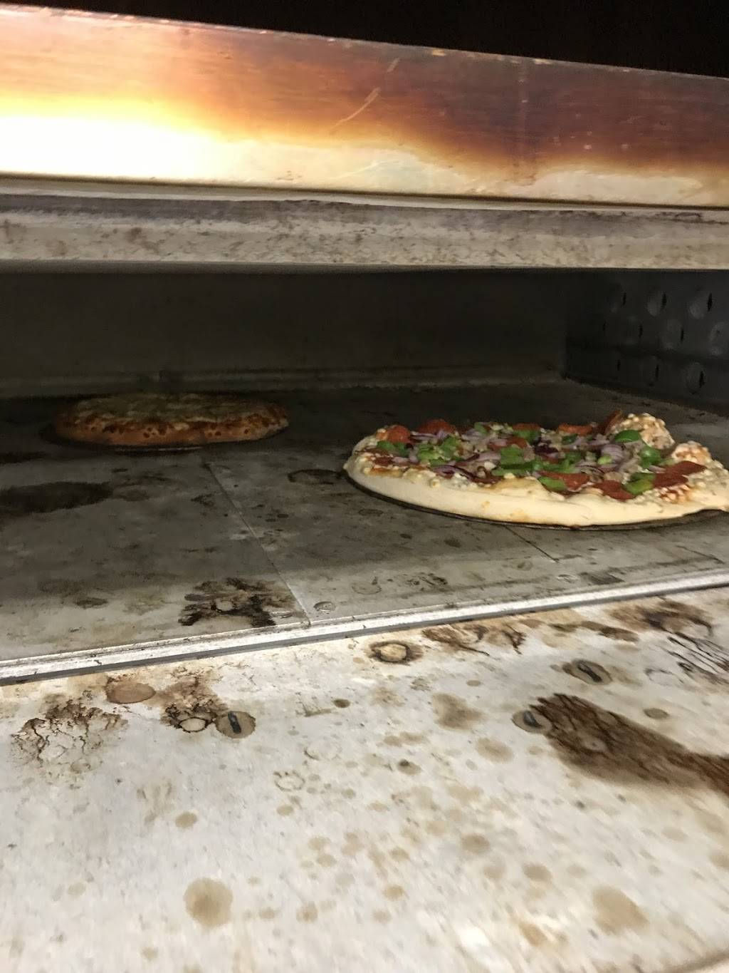 Southwood Pizzeria | restaurant | 304 St Andrews St #5, Cambridge, ON N1S 1P3, Canada | 5192676066 OR +1 519-267-6066