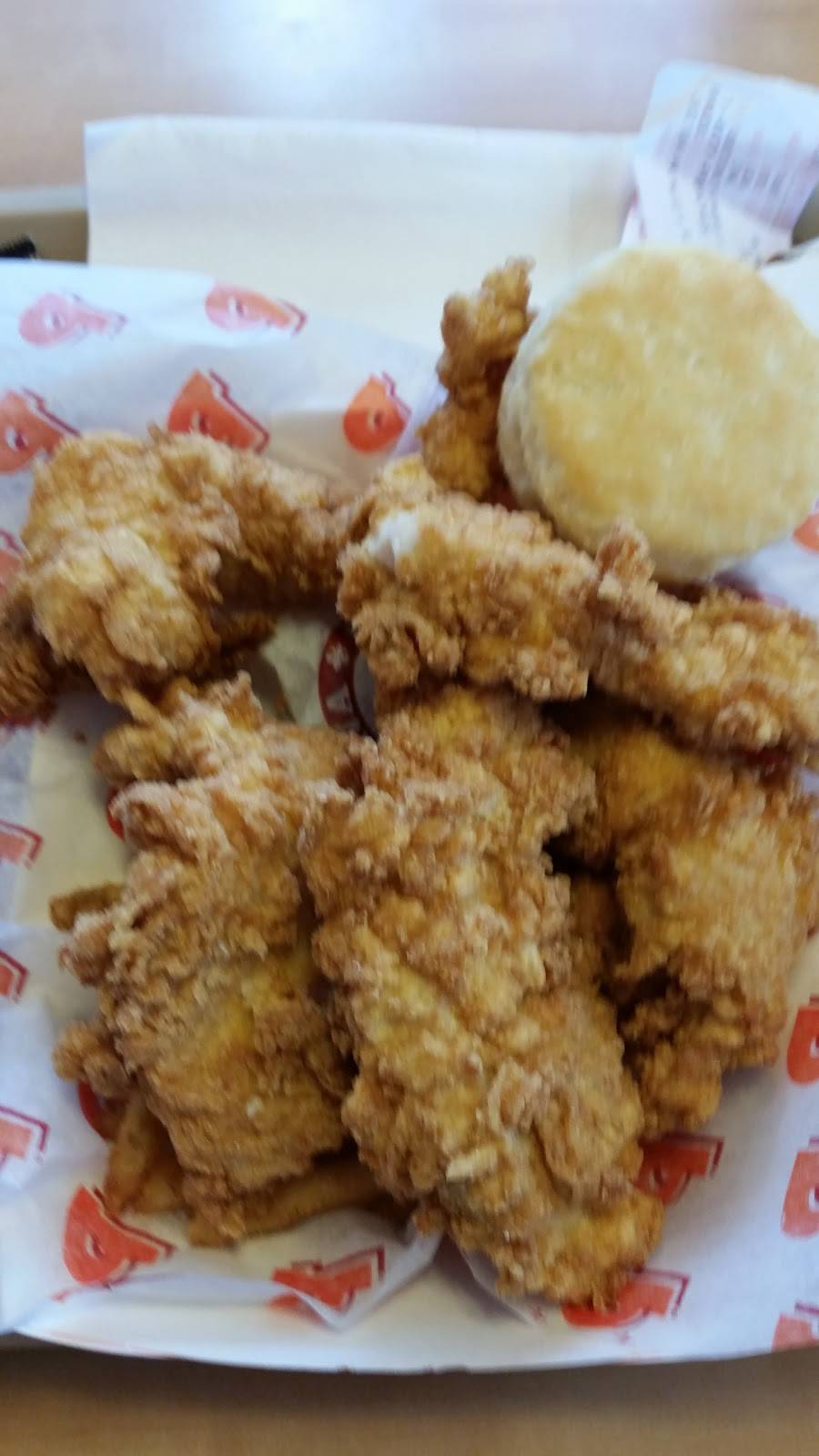 Popeyes Louisiana Kitchen | restaurant | 6340 N Broadway, Chicago, IL 60660, USA | 7739730330 OR +1 773-973-0330