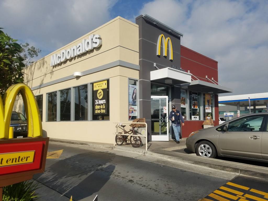 McDonalds | cafe | 101 S Pacific Coast Hwy, El Segundo, CA 90245, USA | 3106402019 OR +1 310-640-2019