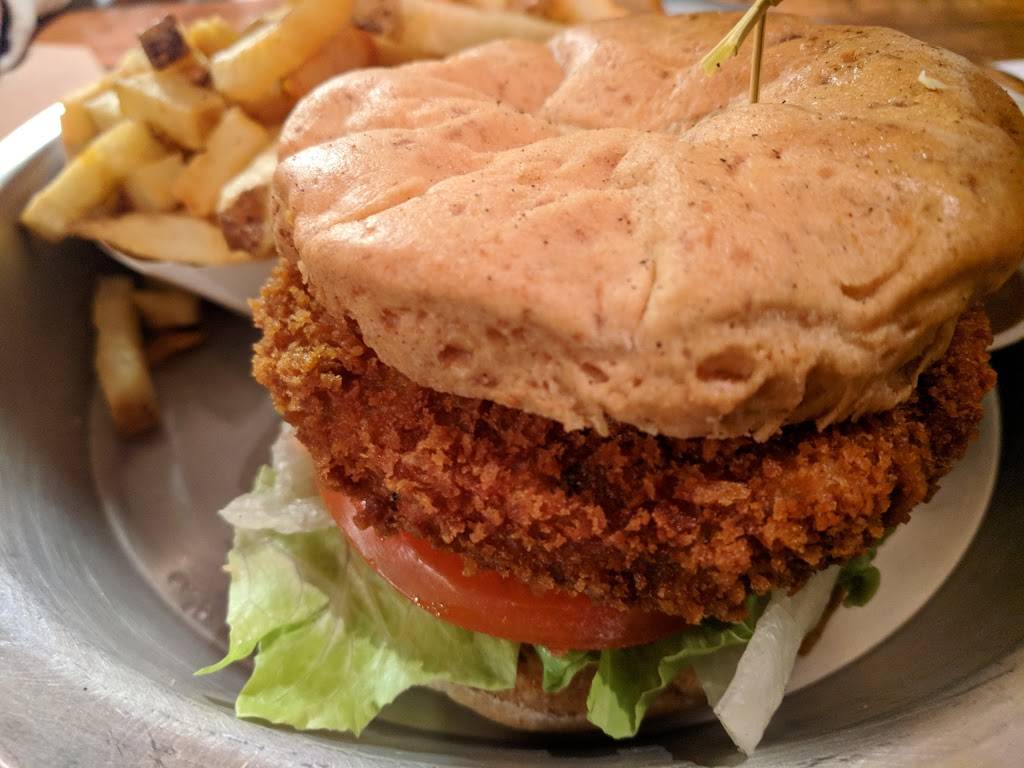 Caveman Burgers | restaurant | 430 E Bell Rd #103, Phoenix, AZ 85022, USA | 6023587130 OR +1 602-358-7130