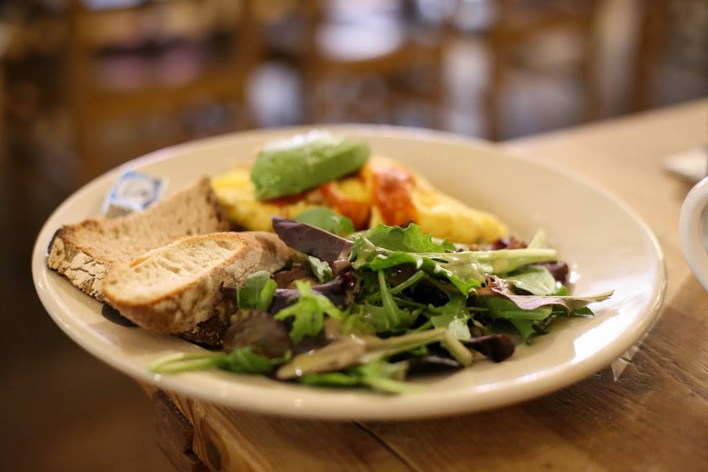 Le Pain Quotidien | restaurant | 81 Elm St, New Canaan, CT 06840, USA | 2039204143 OR +1 203-920-4143