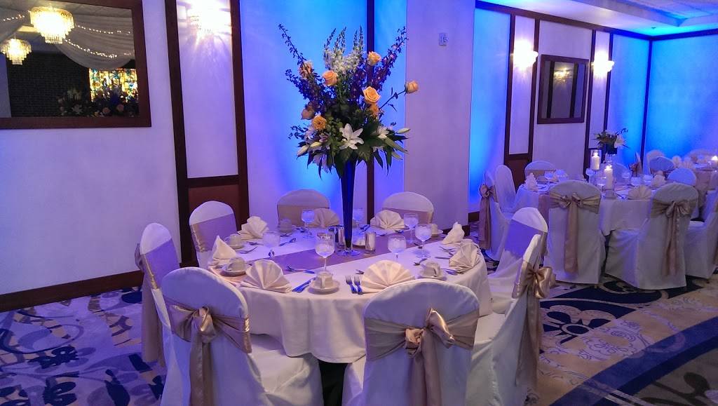 Lowell Inn | restaurant | 102 2nd St N, Stillwater, MN 55082, USA | 6514391100 OR +1 651-439-1100