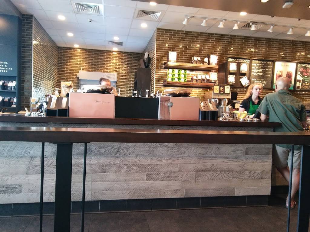 Starbucks | cafe | 8238 Greenway Blvd, Middleton, WI 53562, USA | 6088310080 OR +1 608-831-0080