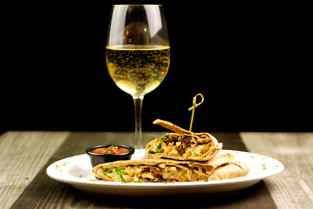 Oven Grill & Chill | restaurant | 42-12 Broadway, Astoria, NY 11103, USA | 9173964249 OR +1 917-396-4249