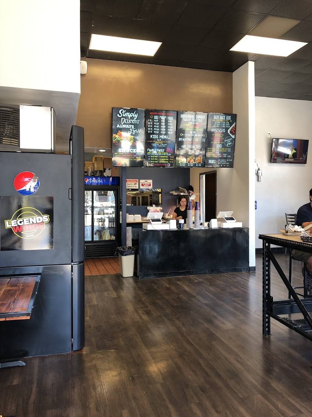 Legends Wings | restaurant | 2527 E Plaza Blvd, National City, CA 91950, USA | 6195121037 OR +1 619-512-1037