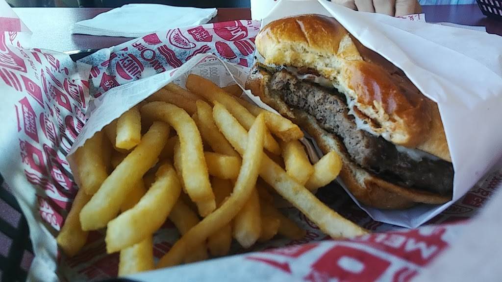 Jack in the Box | restaurant | 695 Fairview Rd, Simpsonville, SC 29680, USA | 8649631841 OR +1 864-963-1841