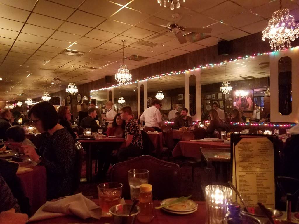 Five OClock Steakhouse | restaurant | 2416 W State St, Milwaukee, WI 53233, USA | 4143423553 OR +1 414-342-3553