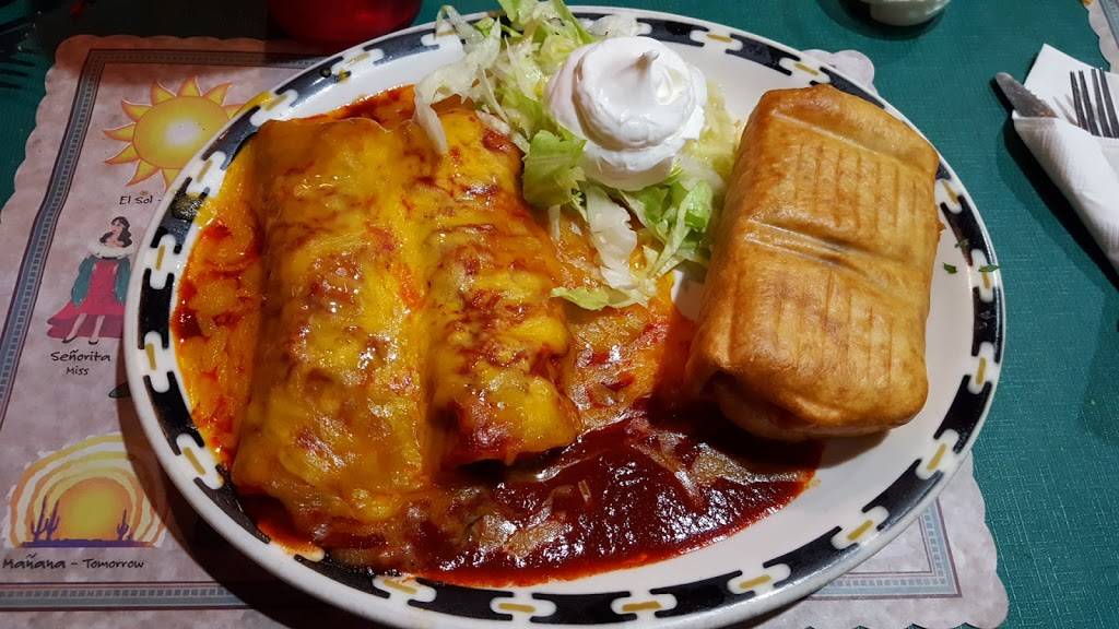 Swayz Mexican Grill | restaurant | 4048 S Packard Ave, St Francis, WI 53235, USA | 4144861380 OR +1 414-486-1380