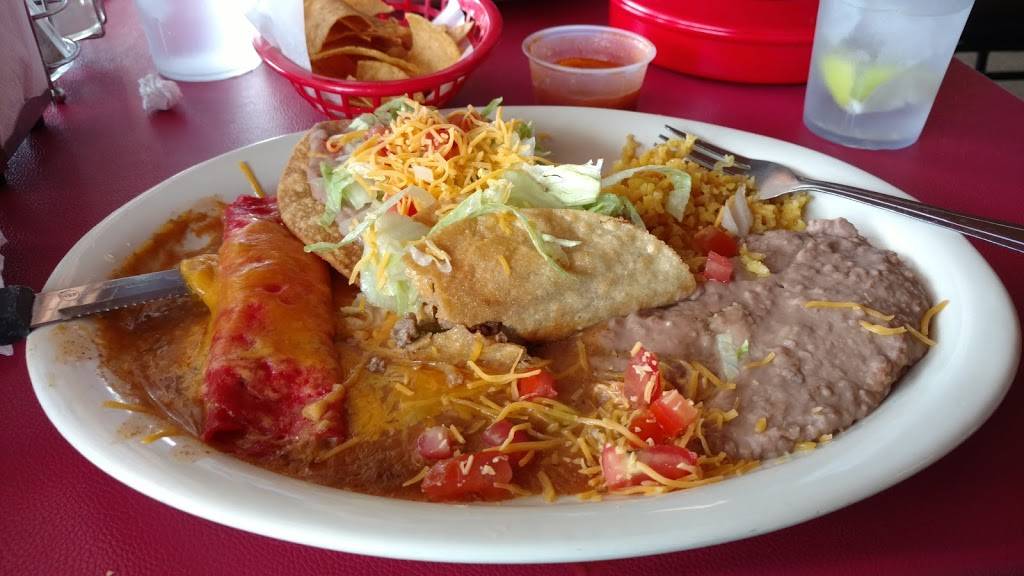 El Original Asadero | restaurant | 1327 Culebra Rd, San Antonio, TX 78201, USA | 2107360070 OR +1 210-736-0070