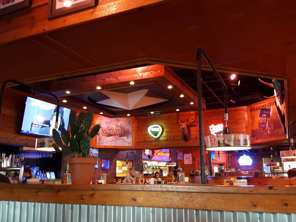 Texas Roadhouse | restaurant | 1101 Lower Allen Dr, Camp Hill, PA 17011, USA | 7177307427 OR +1 717-730-7427