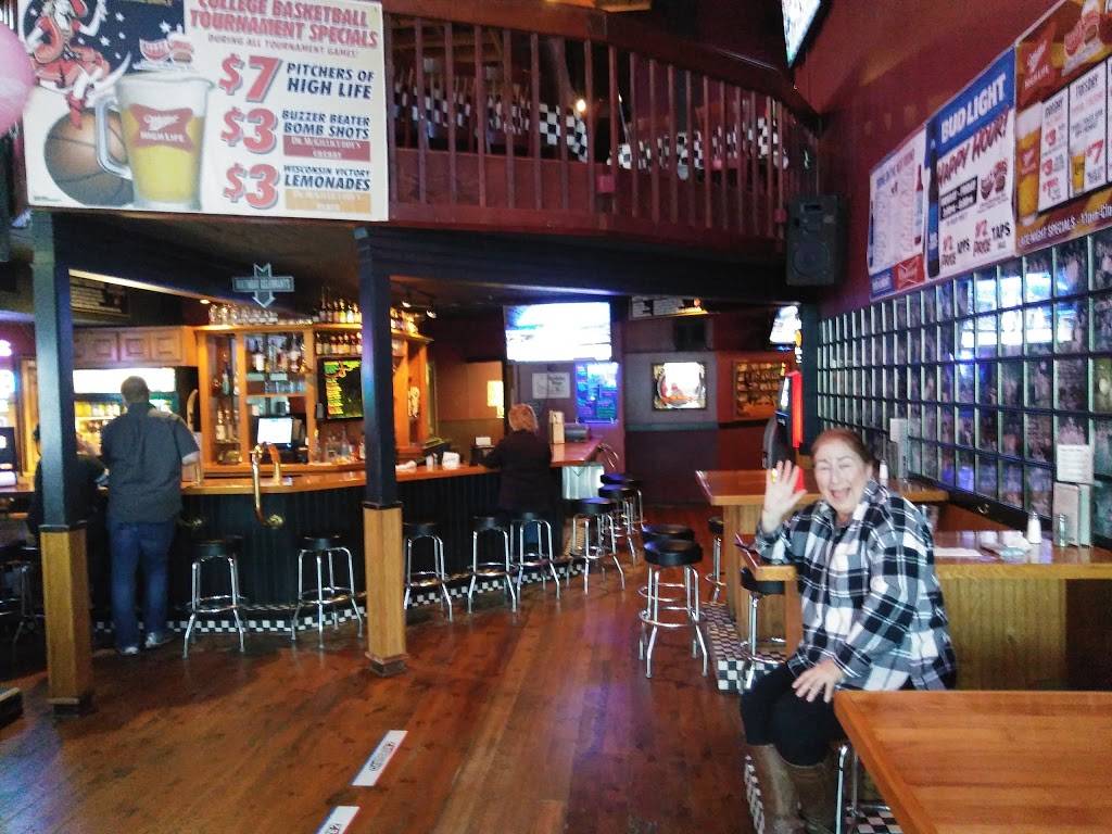 Nitty Gritty-Middleton | restaurant | 1021 N Gammon Rd, Middleton, WI 53562, USA | 6088336489 OR +1 608-833-6489