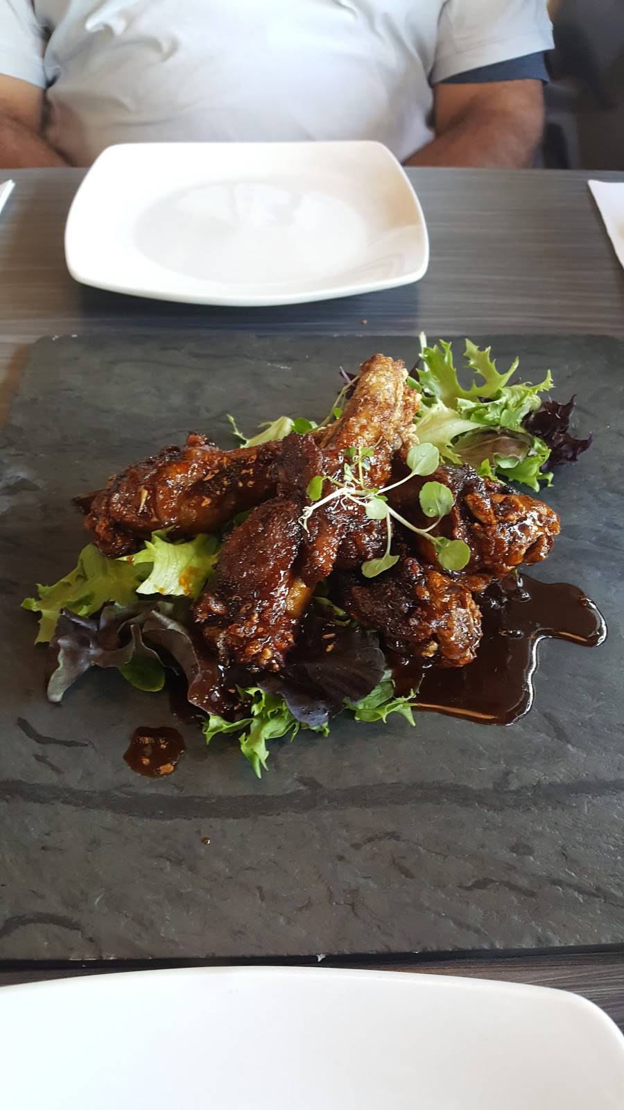 Restaurant Le Suki | restaurant | 2951 Boulevard du Curé Labelle, Prévost, QC J0R 1T0, Canada | 4503352335 OR +1 450-335-2335