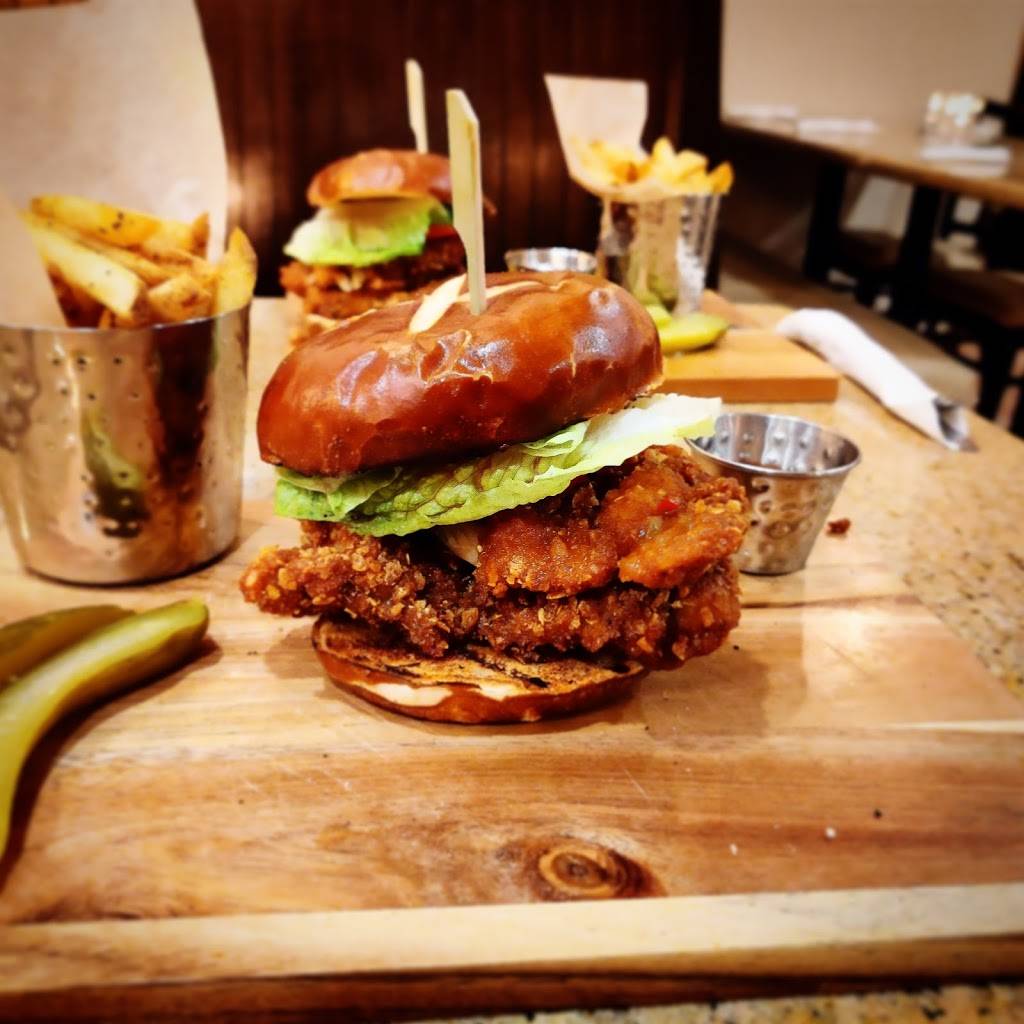 J Grill | restaurant | 1185 W Granada Blvd #5, Ormond Beach, FL 32174, USA | 3864922970 OR +1 386-492-2970