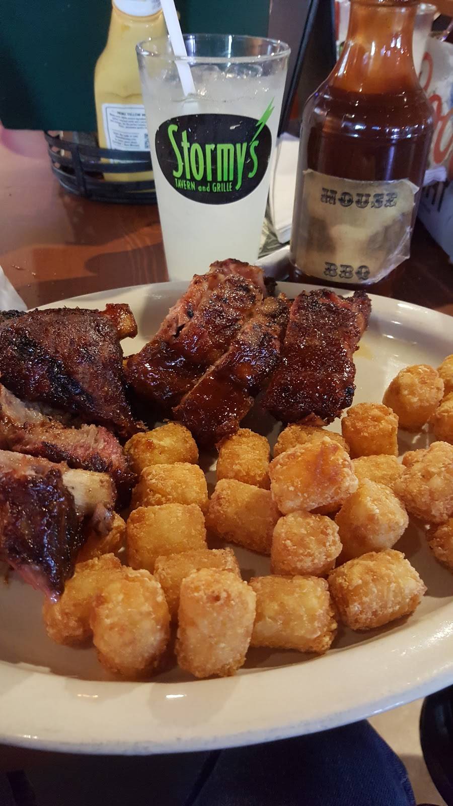 Stormys Tavern and Grille | restaurant | 1735 Orchard Ln, Northfield, IL 60093, USA | 8474418290 OR +1 847-441-8290