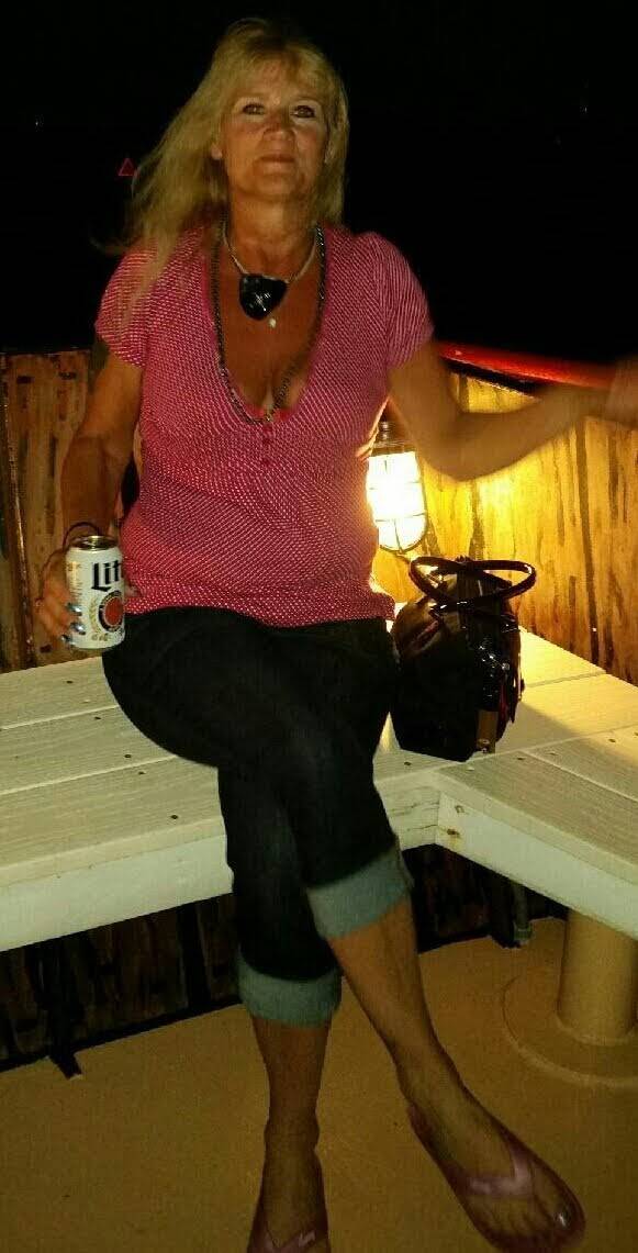 Georges Place Bar & Grill | restaurant | 15745 Kedzie Ave, Markham, IL 60428, USA | 7082251844 OR +1 708-225-1844