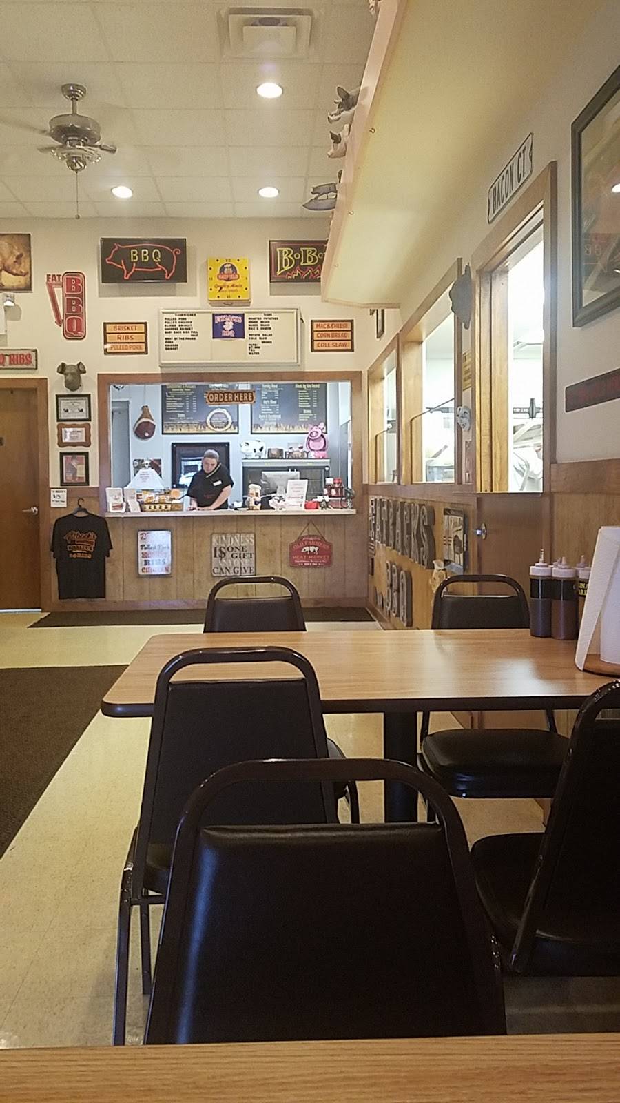 Fatbacks Barbecue | restaurant | 1334 Linden Ave, Dayton, OH 45410, USA | 9372547427 OR +1 937-254-7427