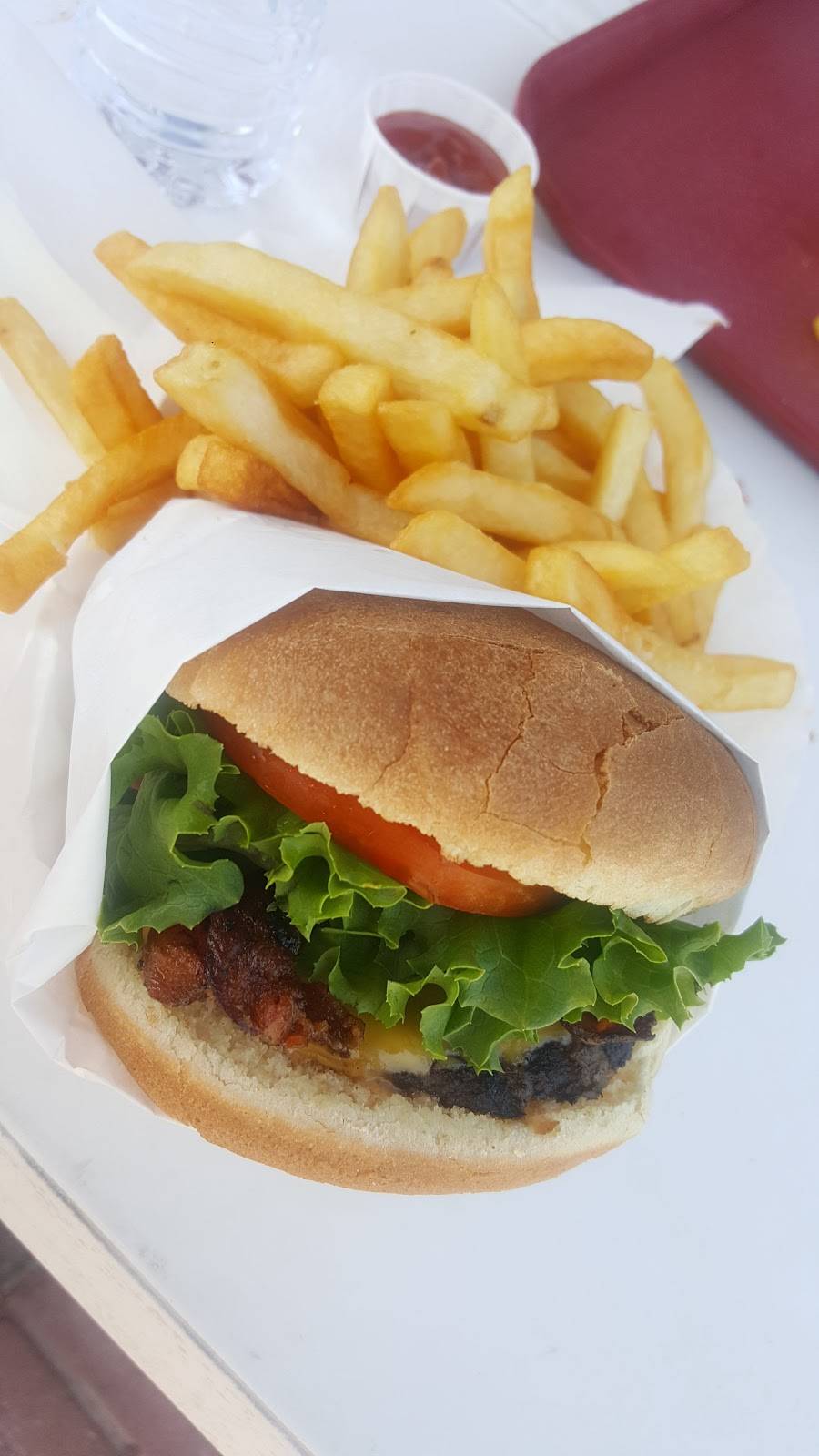 Jacks Hamburgers | restaurant | 202 Lincoln St, Santa Cruz, CA 95060, USA | 8314234421 OR +1 831-423-4421