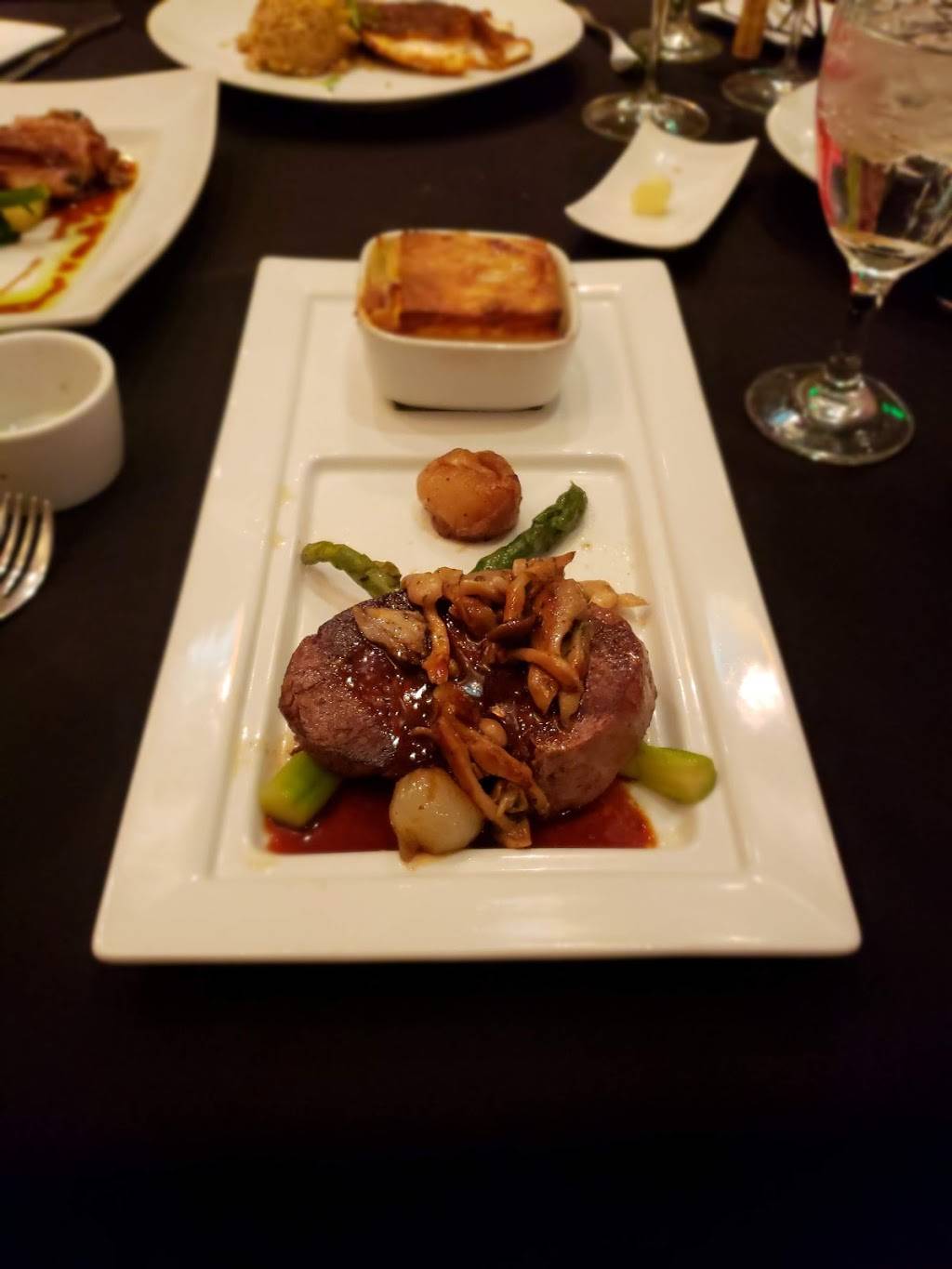 Masraffs | restaurant | 1753 Post Oak Blvd, Houston, TX 77056, USA | 7133551975 OR +1 713-355-1975