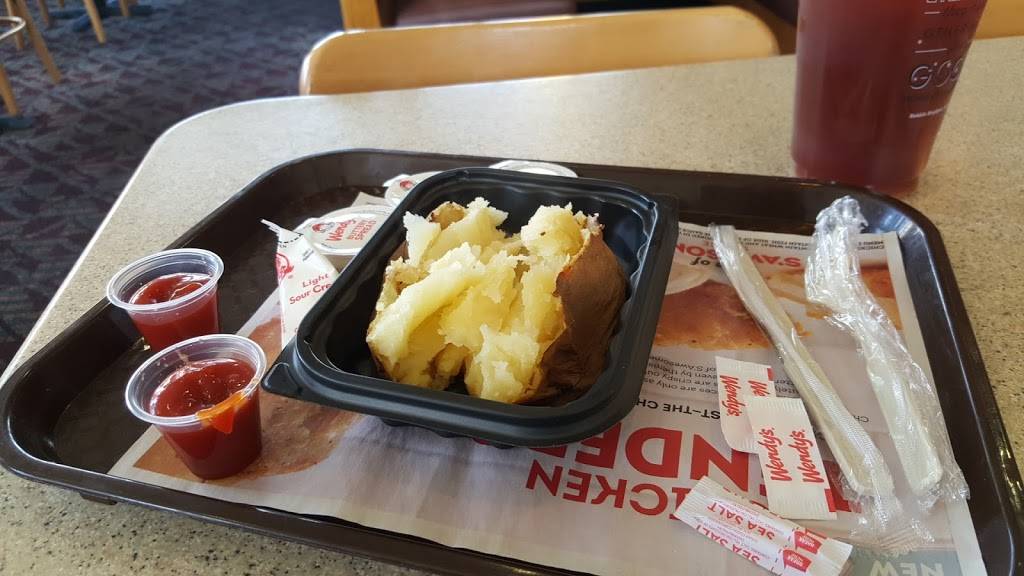 Wendys | restaurant | 40460 Murrieta Hot Springs Rd, Murrieta, CA 92563, USA | 9516773218 OR +1 951-677-3218