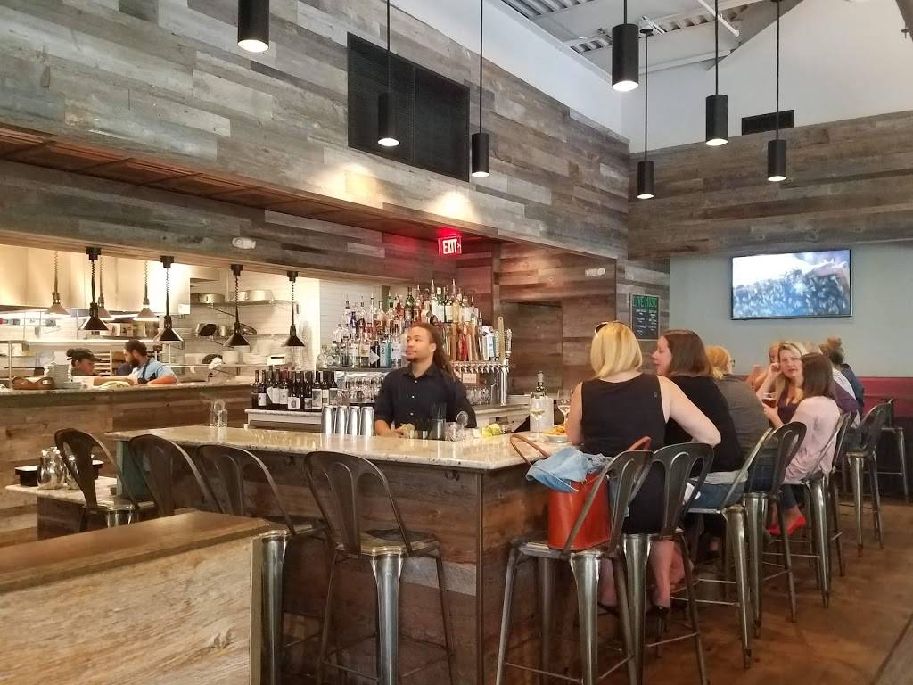 Reds Table | restaurant | 11150 South Lakes Dr, Reston, VA 20191, USA | 5713757755 OR +1 571-375-7755