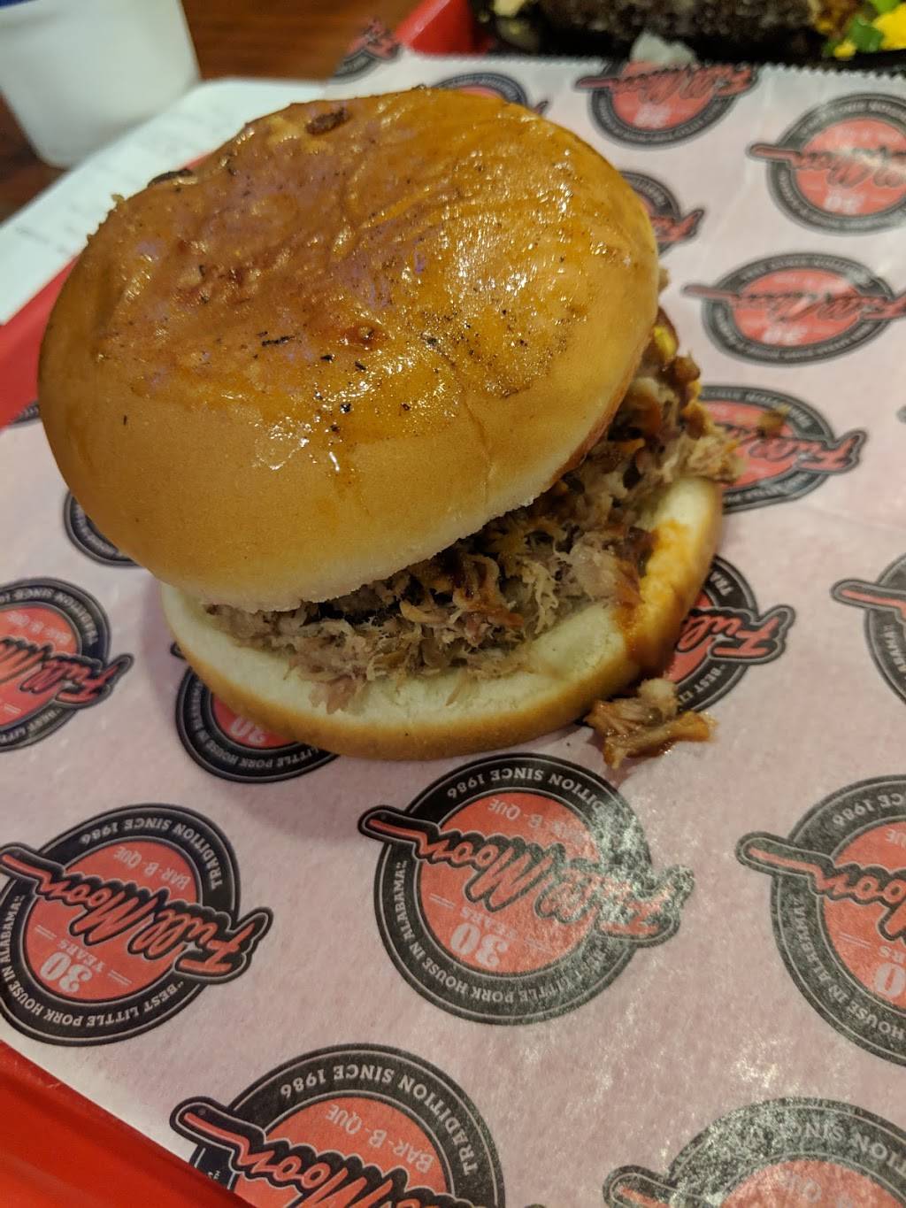 Full Moon Bar-B-Que | restaurant | 5042 Bond Boulevard ,McCalla, Bessemer, AL 35022, USA | 2054811154 OR +1 205-481-1154