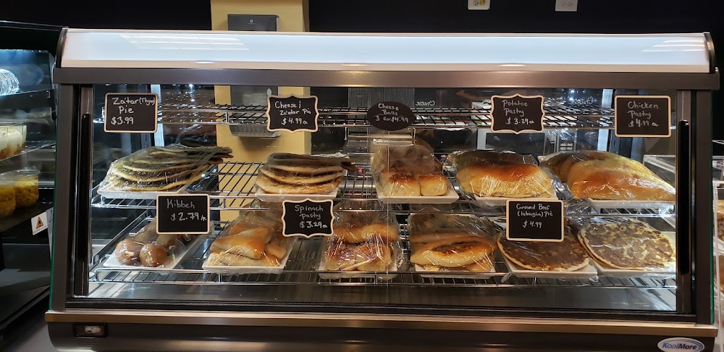 Snack n a box | restaurant | 288 Orland Square Dr, Orland Park, IL 60462, USA | 3129757096 OR +1 312-975-7096