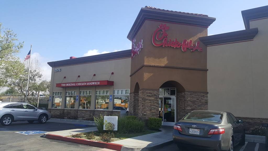 Chick-fil-A | restaurant | 2575 N Tustin St, Orange, CA 92865, USA | 7146851707 OR +1 714-685-1707