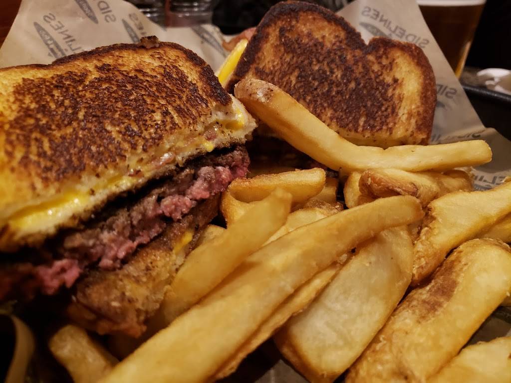 Sidelines Sports Eatery - Maumee | restaurant | 1430 Holland Rd, Maumee, OH 43537, USA | 4198975050 OR +1 419-897-5050