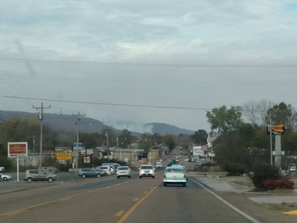 Subway Restaurants | restaurant | 233 Rankin Ave, Dunlap, TN 37327, USA | 4239492227 OR +1 423-949-2227