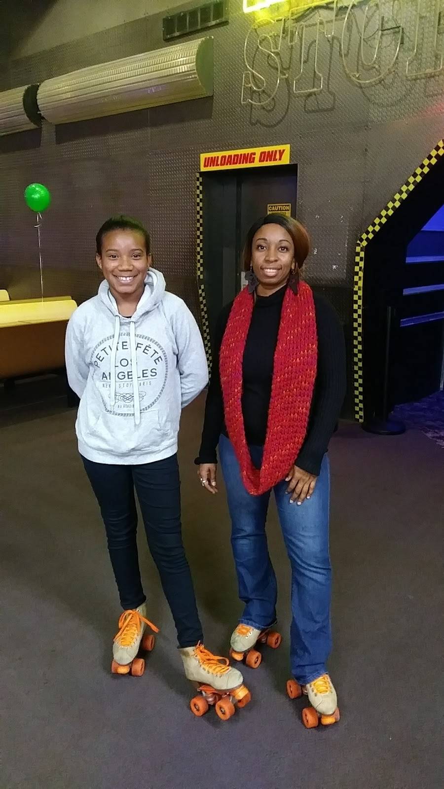 United Skates of America | cafe | 30325 Palisades Pkwy, Wickliffe, OH 44092, USA | 4409445301 OR +1 440-944-5301