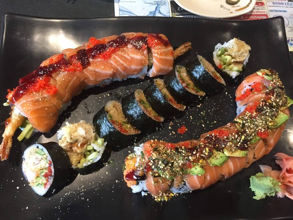 MI-NE Japanese Restaurant | restaurant | 10815 Yonge St, Richmond Hill, ON L4C 1C1, Canada | 9058836616 OR +1 905-883-6616