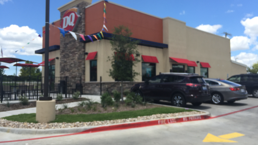 Dairy Queen | restaurant | 6645 Village Blvd, Westworth Village, TX 76114, USA | 6827083747 OR +1 682-708-3747